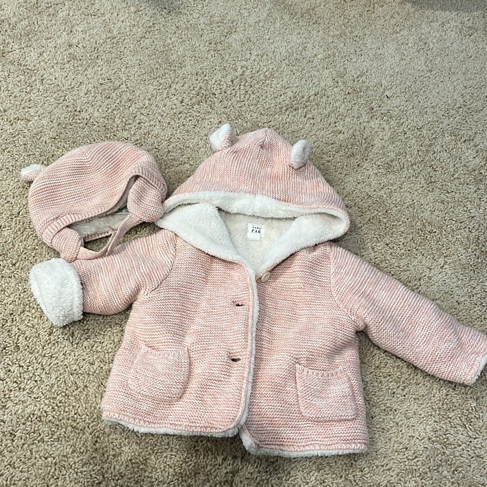 BabyGap Sherpa coat - size 6-12 months with hat